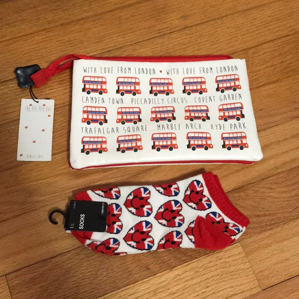 🇬🇧 British Themed Pencil Case and Sock Bundle